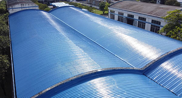 彩钢瓦棚顶翻新后 彩钢瓦棚顶翻新后
